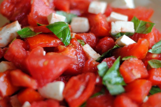 tomato basil mozz salad tomato basil mozzarella salad